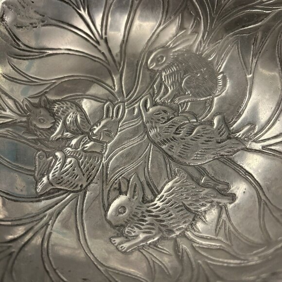 ARTHUR COURT BUNNIES  Aluminum Cabbage Leaf Bowl with Bunny Rabbits - Picture 3 of 9